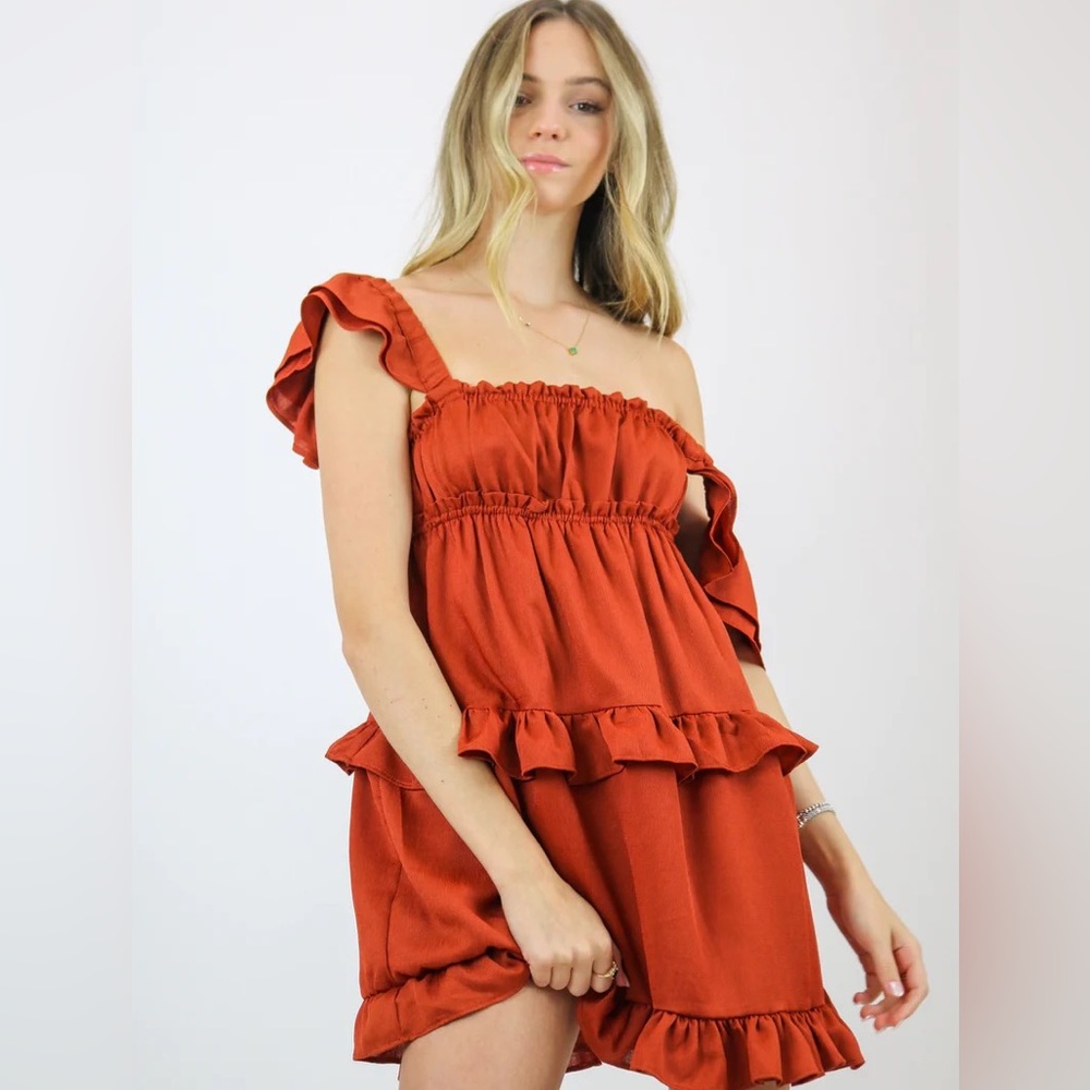 NWT WeWoreWhat Flirty Ruffle Dress